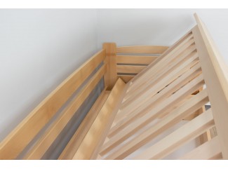 Кровать Карлсон с подъемным механизмом деревянная массив бука Дримка