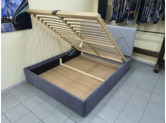 Кровать-подиум Дайкири с подъемным механизмом Сентензо